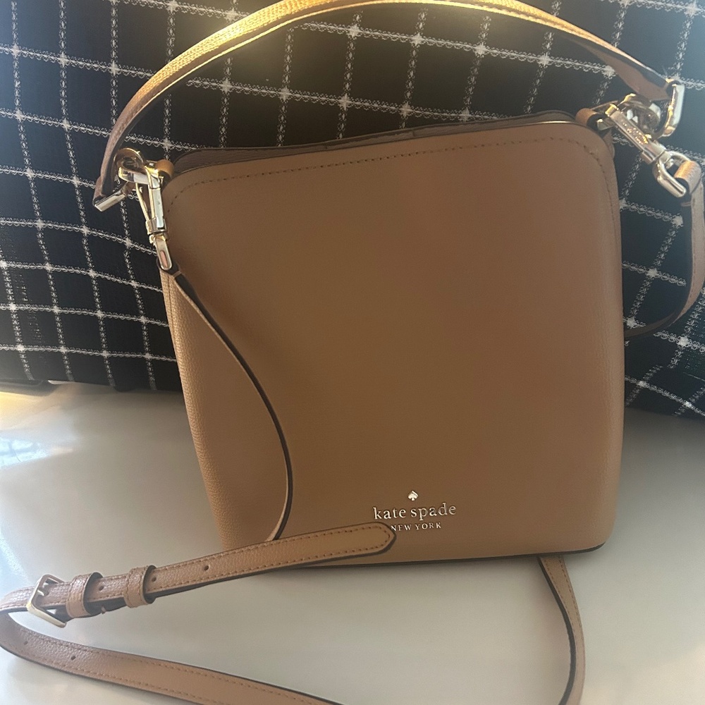 Kate Spade ♠️ Bucket Bag